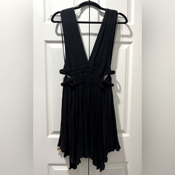 Windsor Black Cut Out Flare Mini Dress NWT - Picture 7 of 16